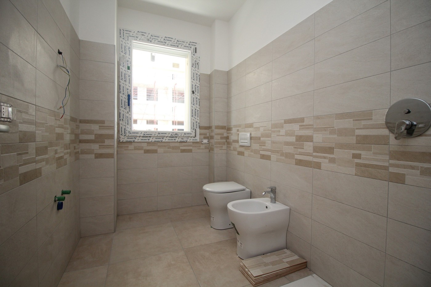 Trilocale con box a Gorla Minore