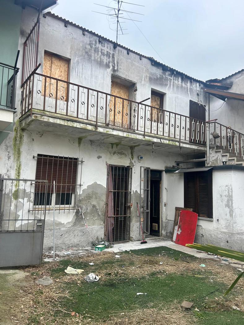 Casa indipendente con giardino a San Giorgio su Legnano