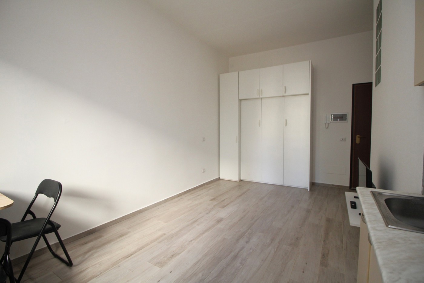 Monolocale in vendita a Rescaldina