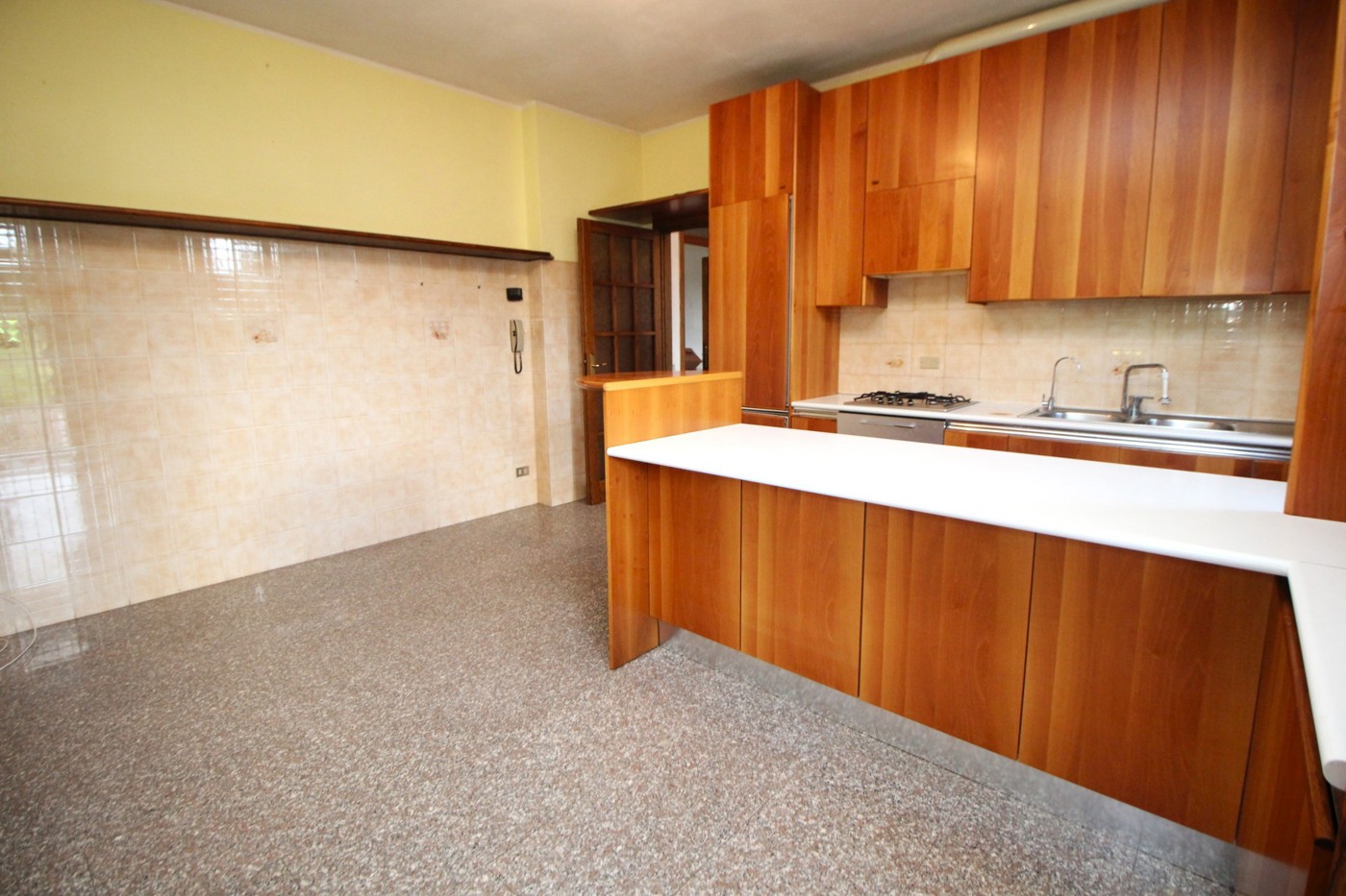 Villa con giardino a Rescaldina