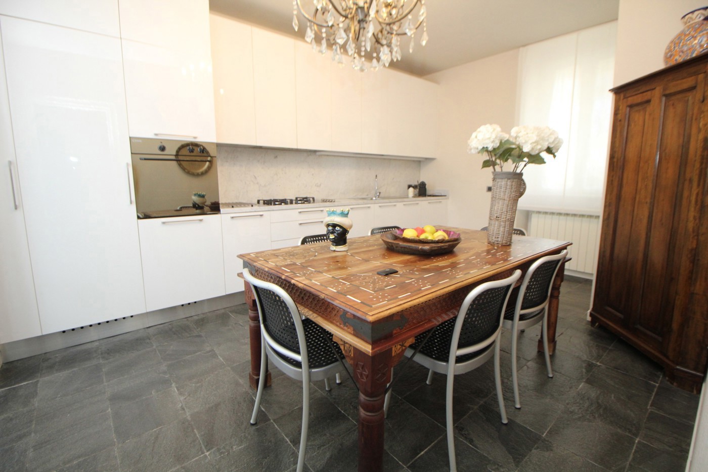 Villa con giardino a Marnate