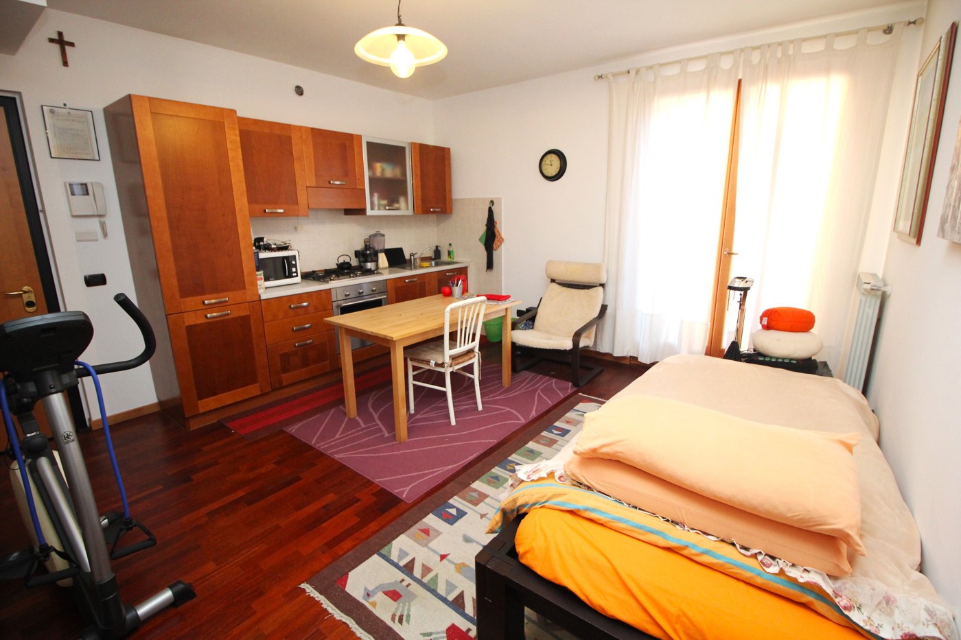 Monolocale con box a Marnate