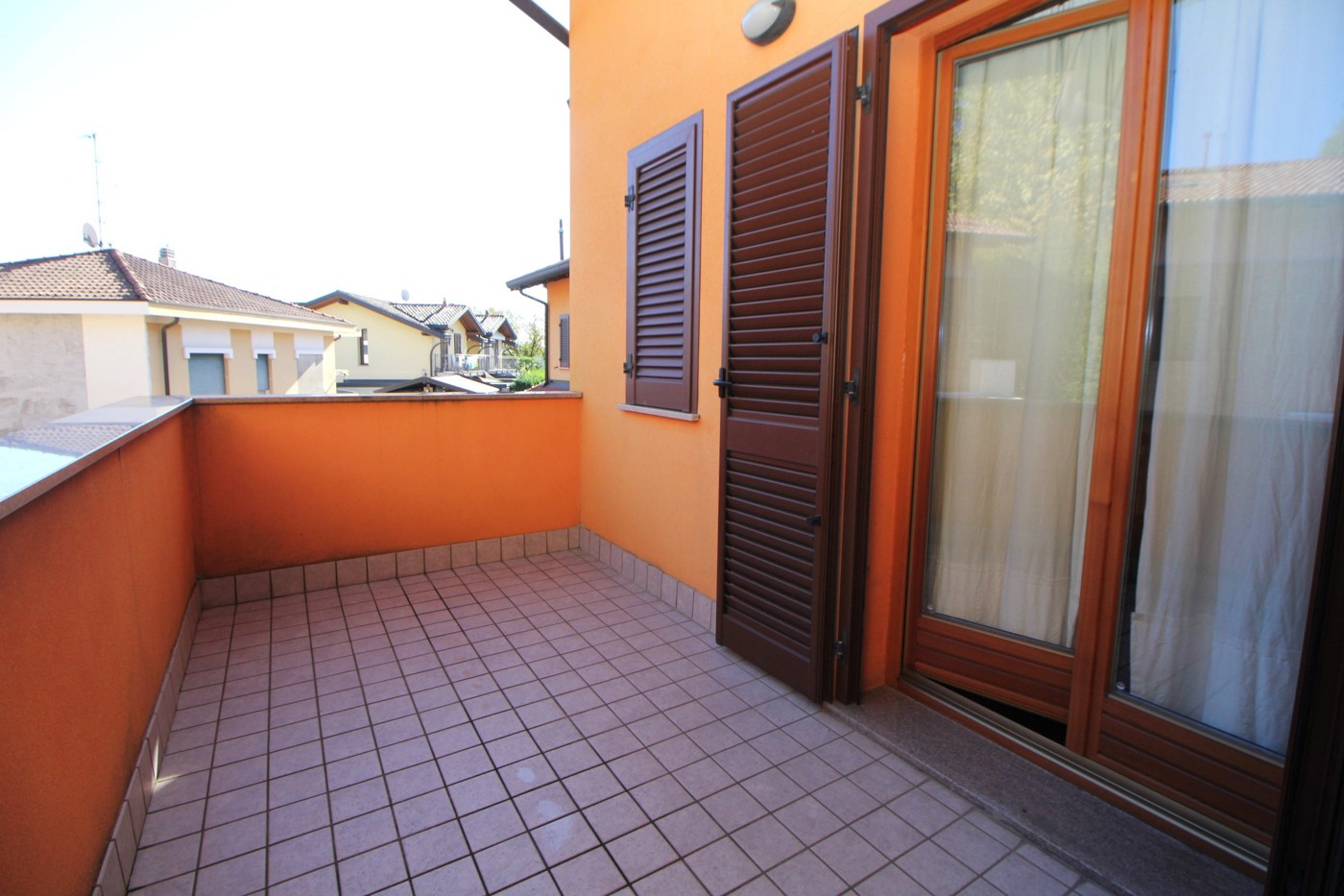 Monolocale con box a Marnate