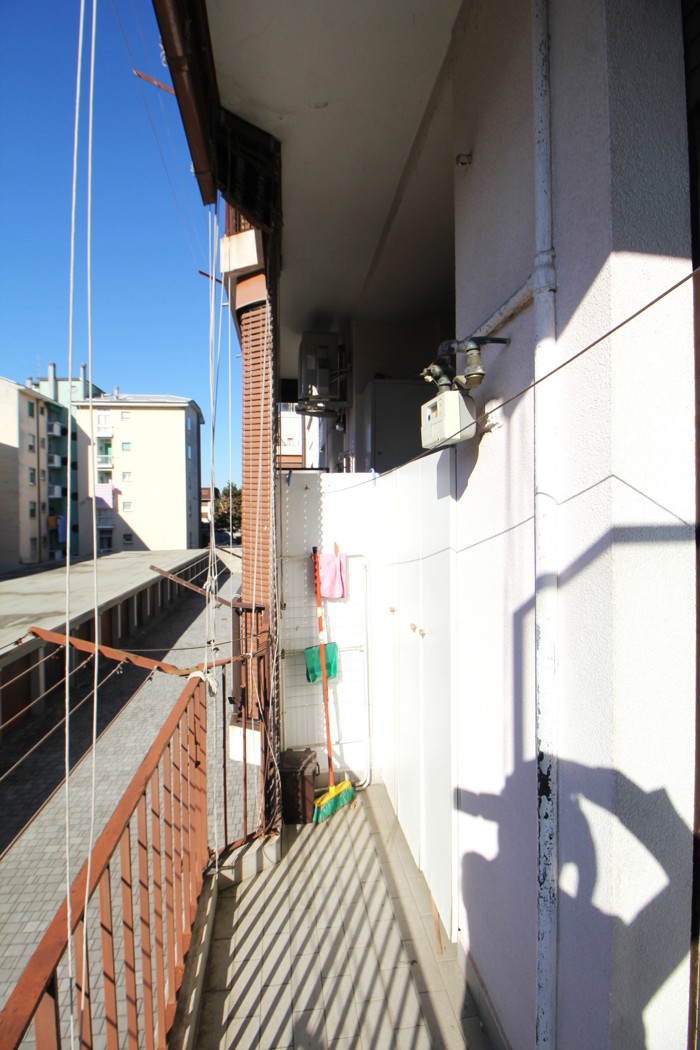 Bilocale con box a Legnano