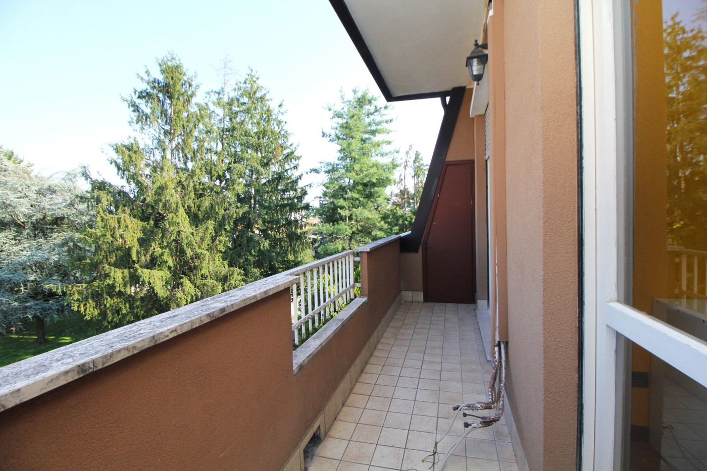 Bilocale con box a Gorla Minore