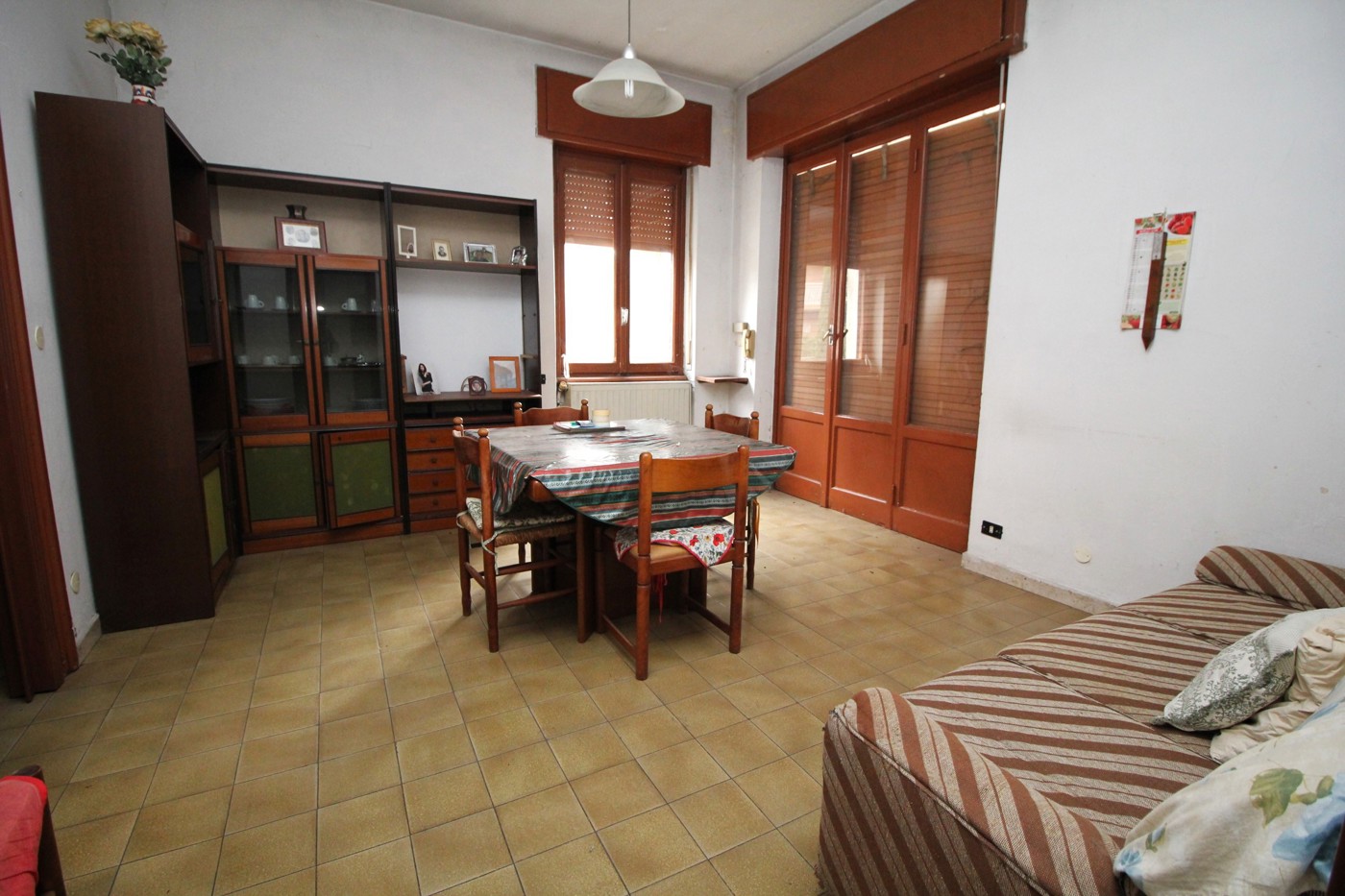 Villa Bifamiliare con giardino a Gorla Minore