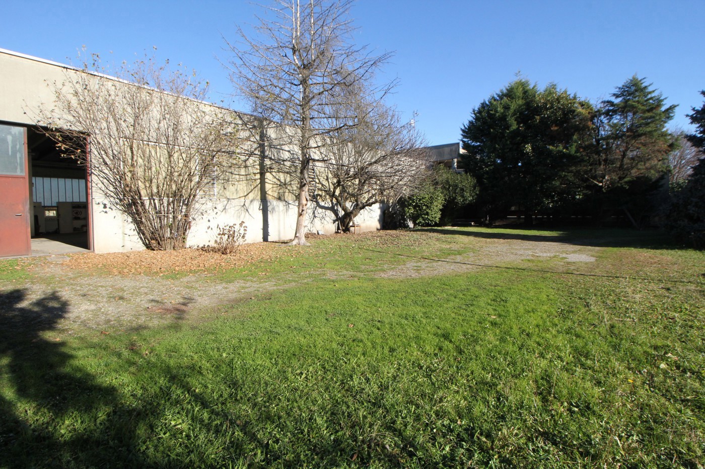 Capannone in vendita a Gorla Minore