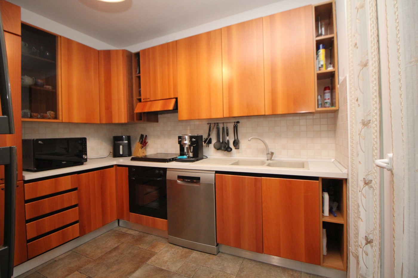 Villa con box doppio a Rescaldina