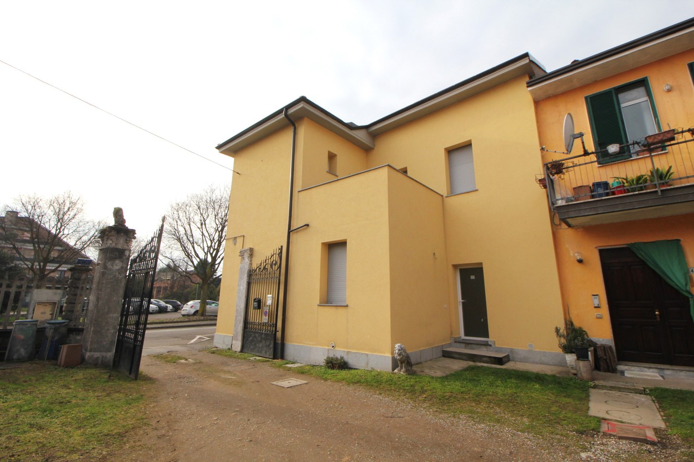 Quadrilocale con box a Rescaldina