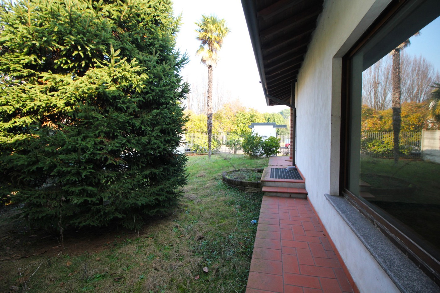 Villa con giardino a Cerro Maggiore