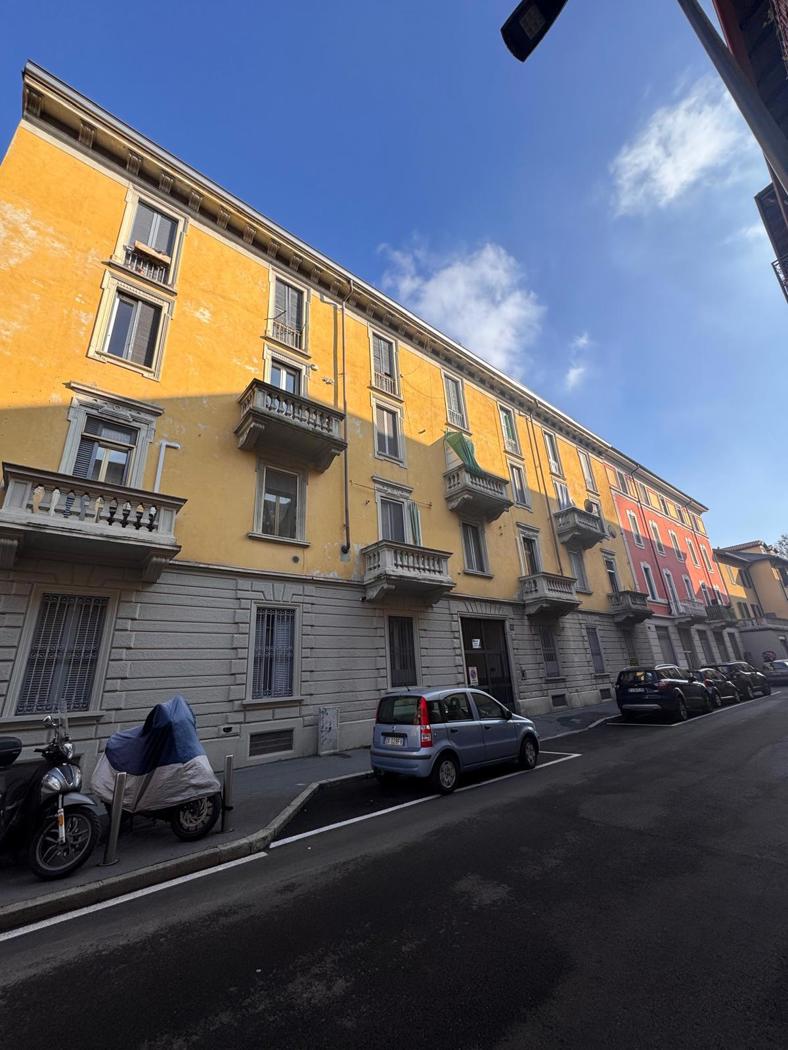 Magazzino in vendita a Milano
