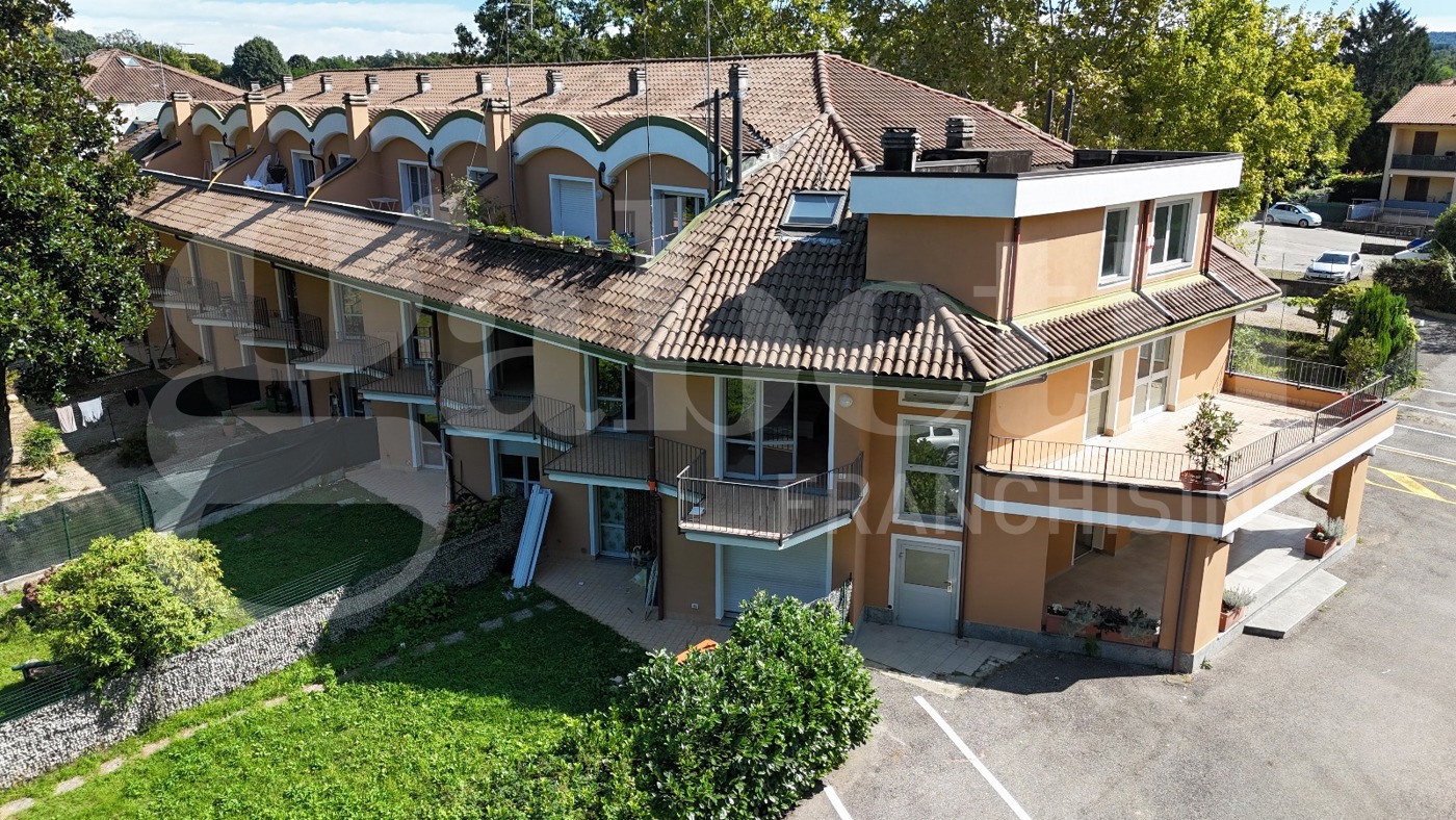 Bilocale in vendita a Ispra