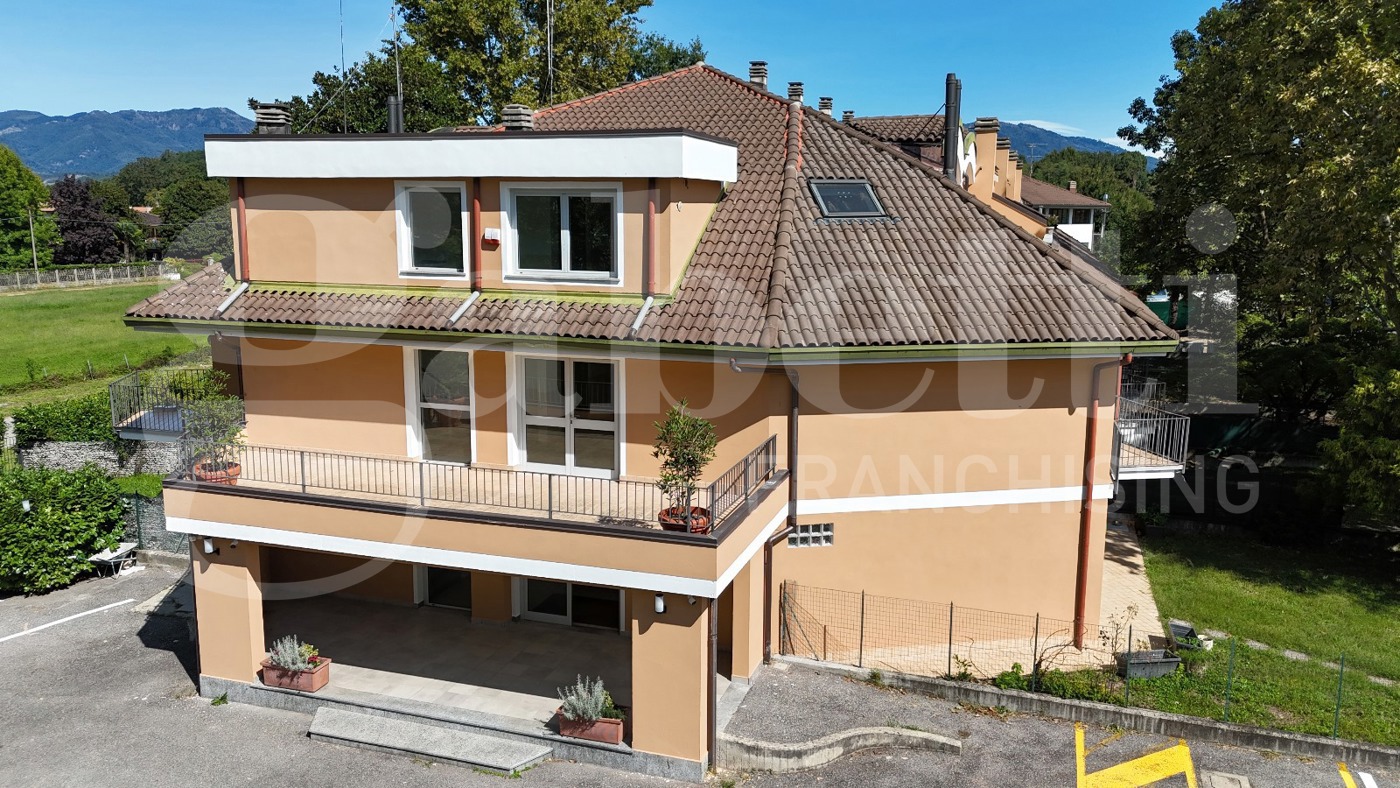 Bilocale in vendita a Ispra