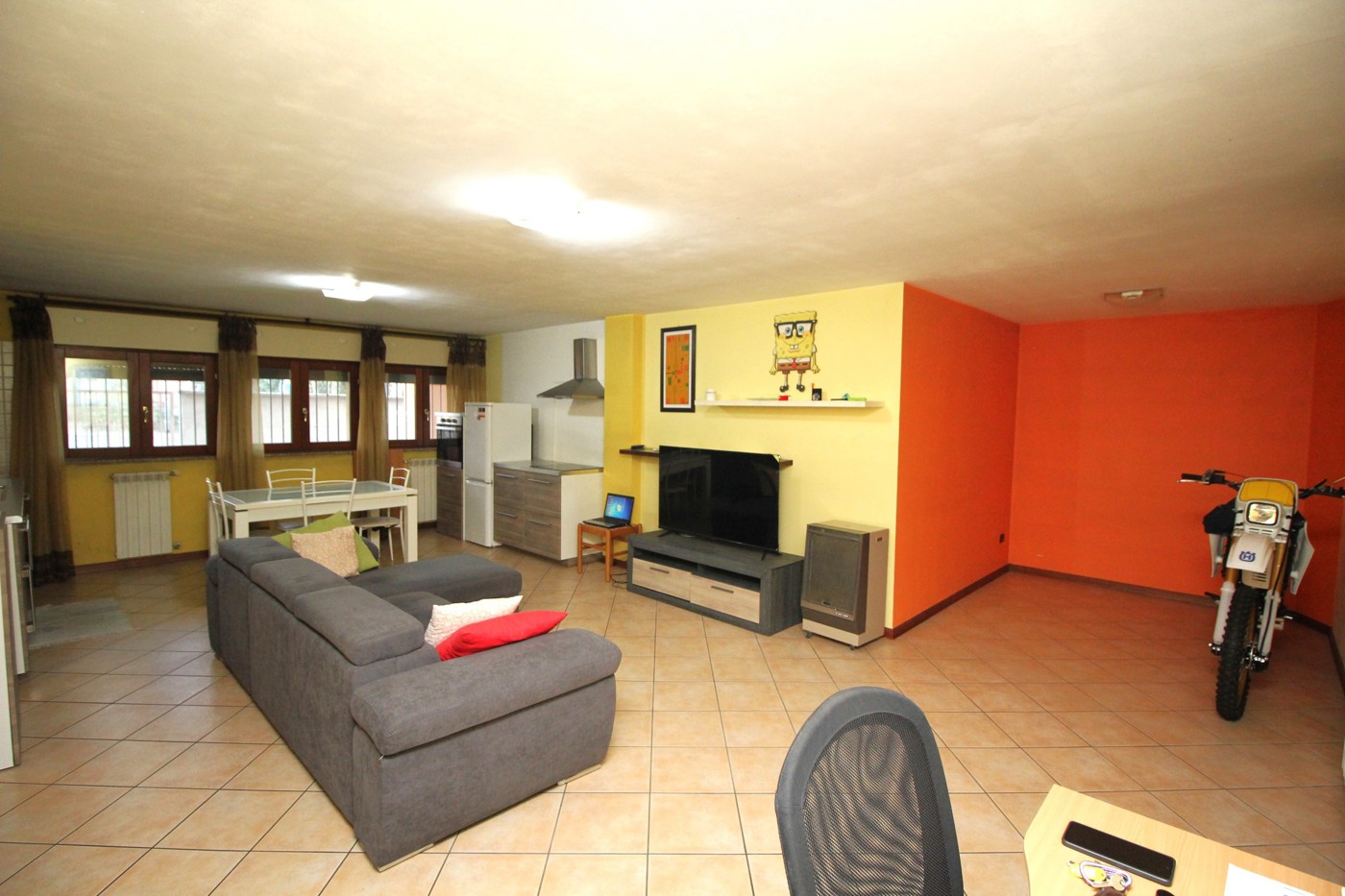 Magazzino in vendita a Legnano