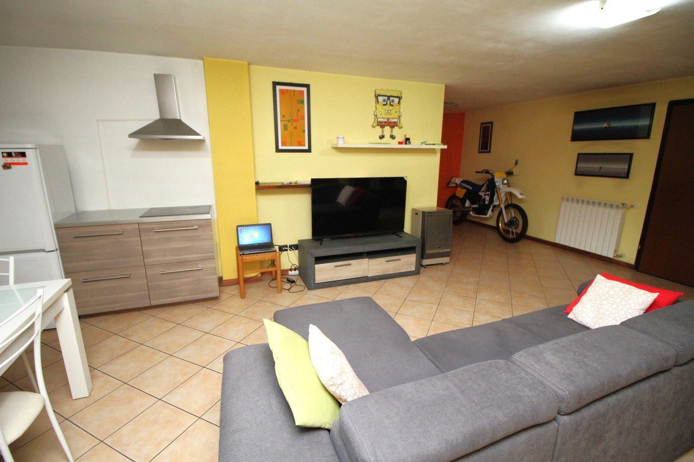 Magazzino in vendita a Legnano