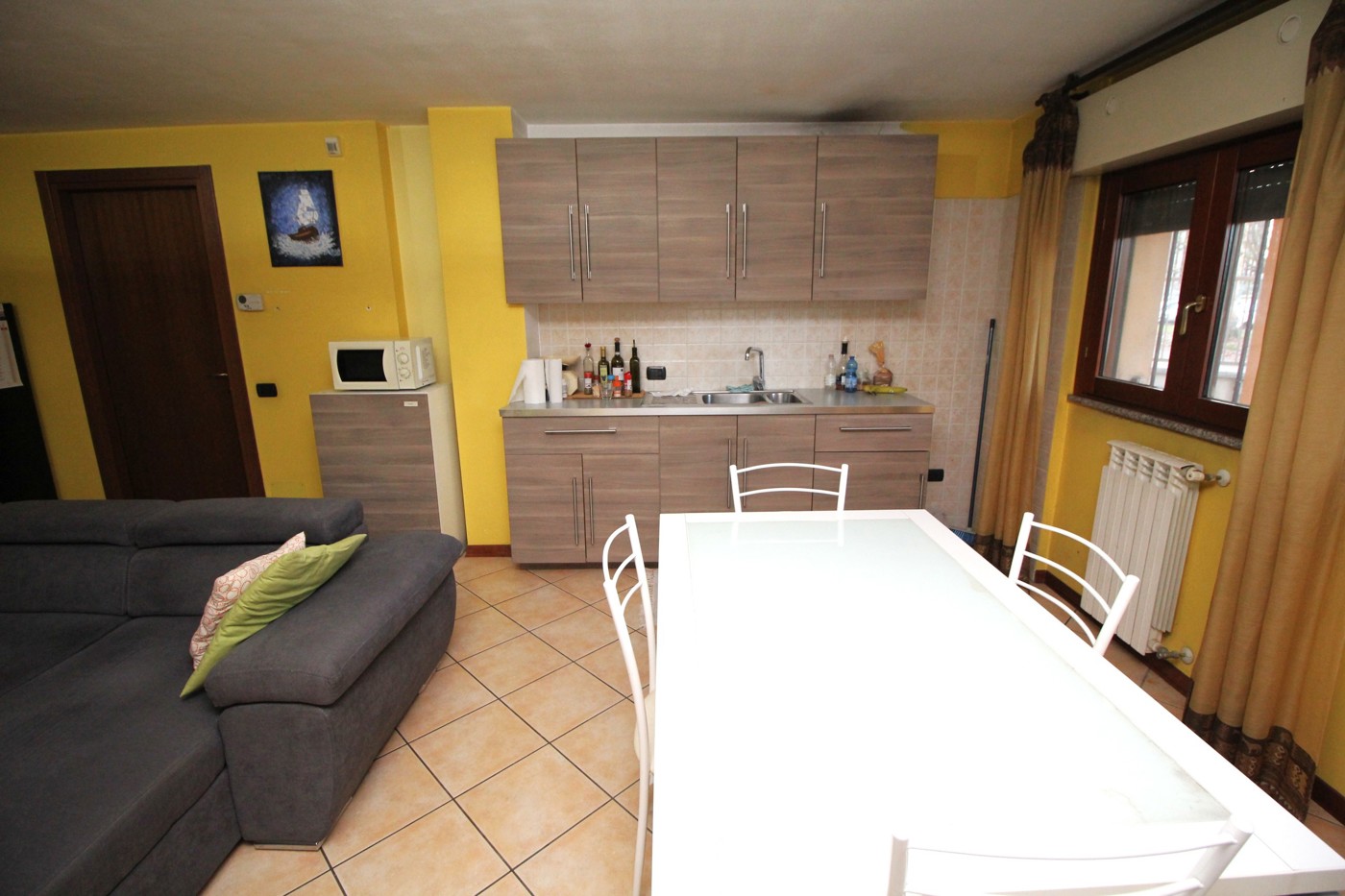 Magazzino in vendita a Legnano