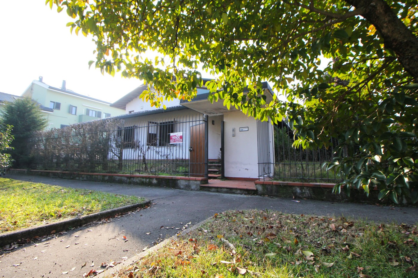 Villa con giardino a Cerro Maggiore