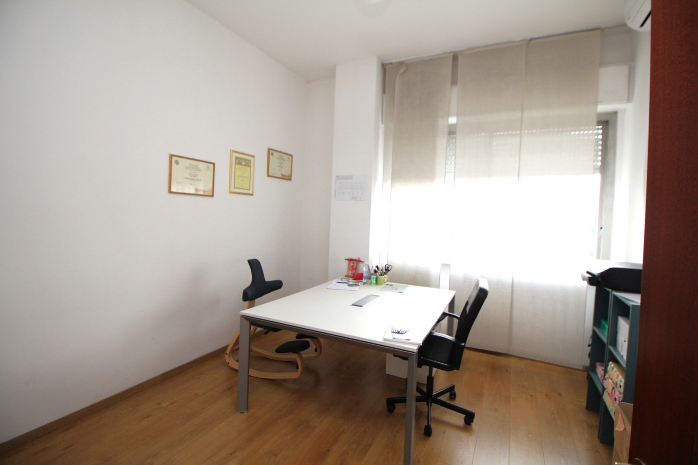 Ufficio in affitto a Legnano