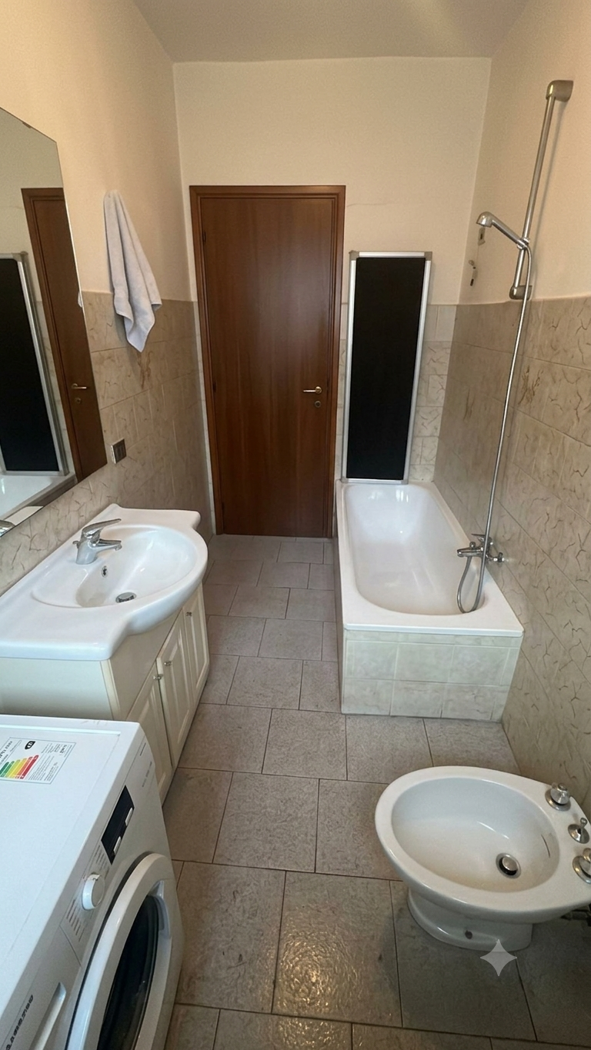 Bilocale in vendita a Gorla Minore