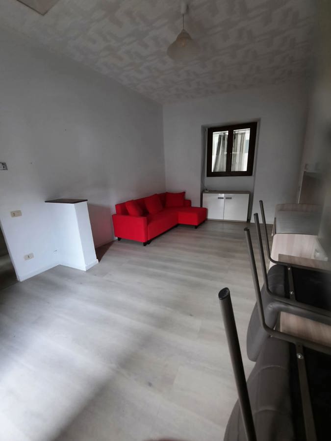 Monolocale in vendita a Gorla Minore