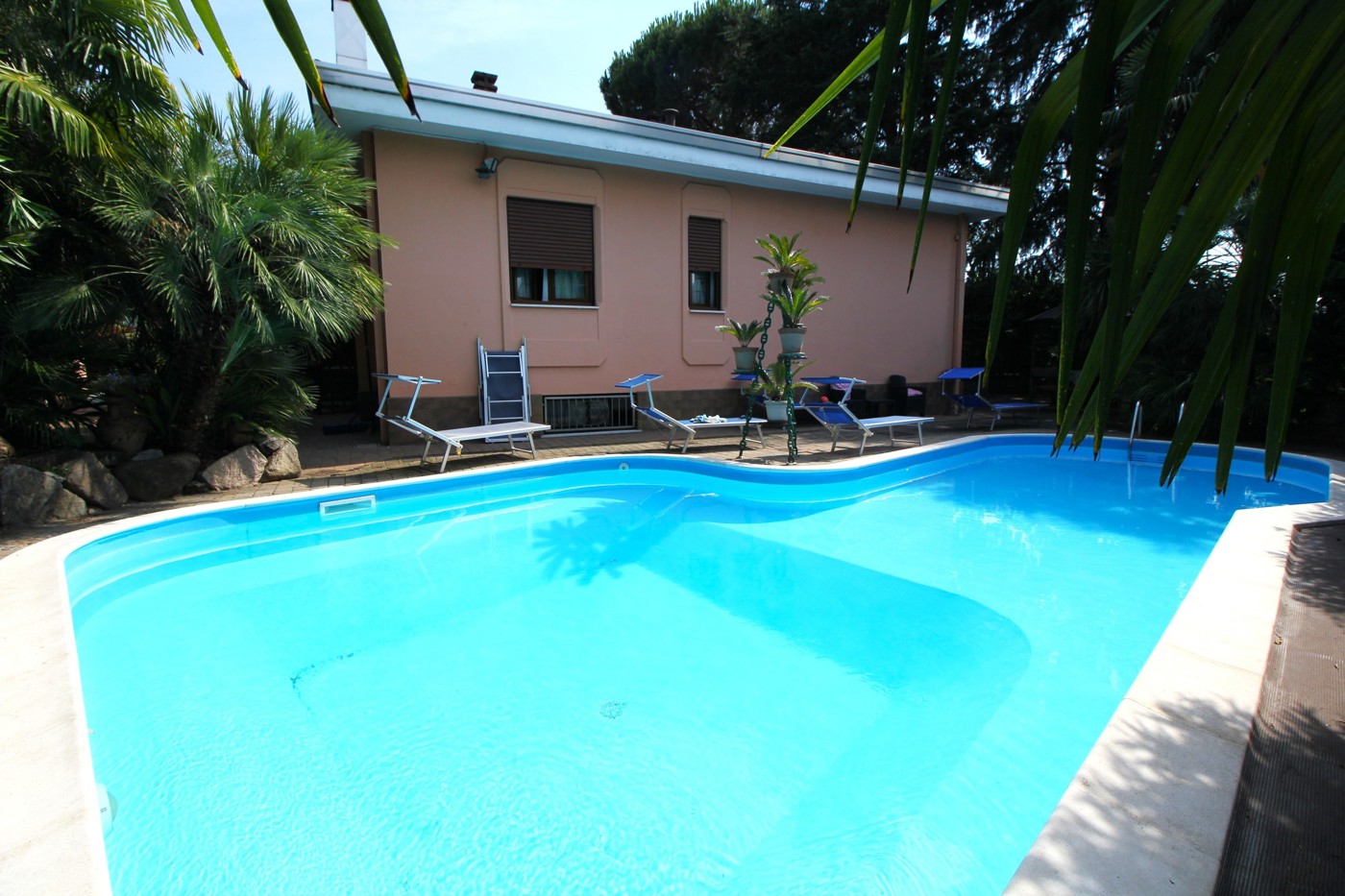 Villa in vendita a Legnano