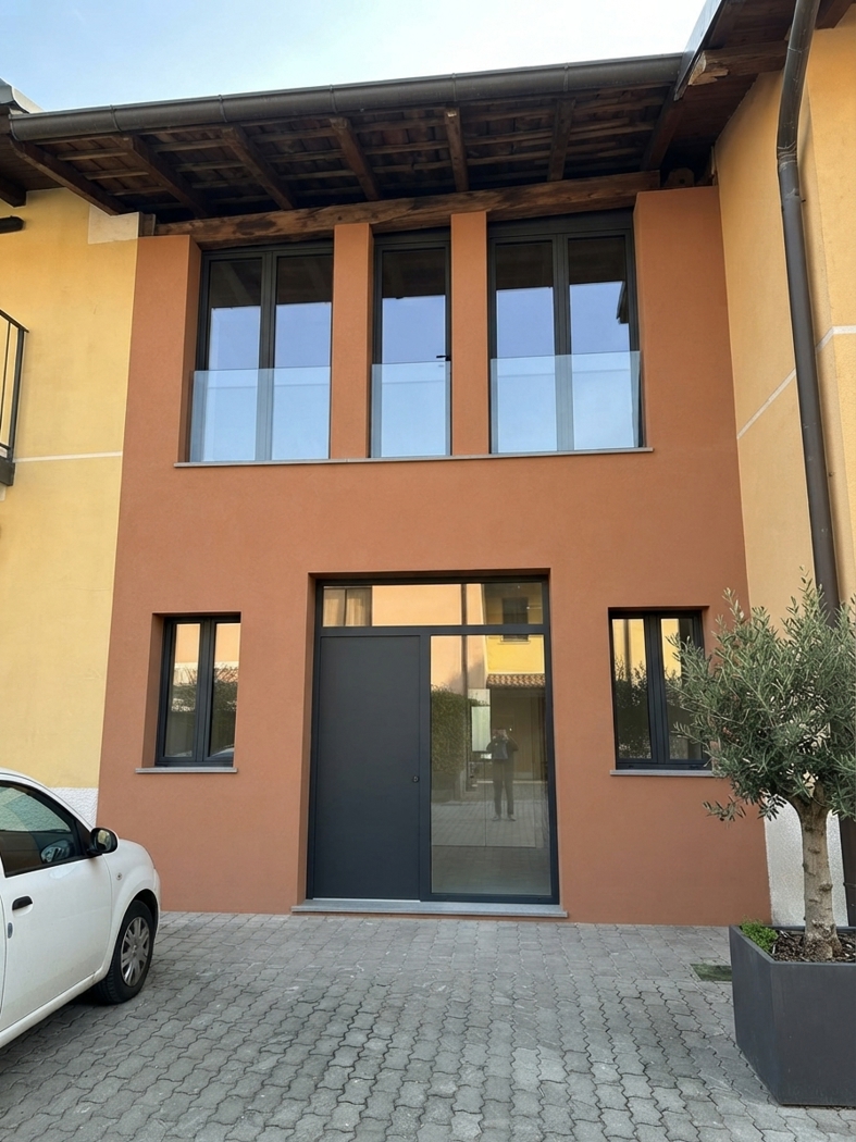 Bilocale in vendita a Marnate