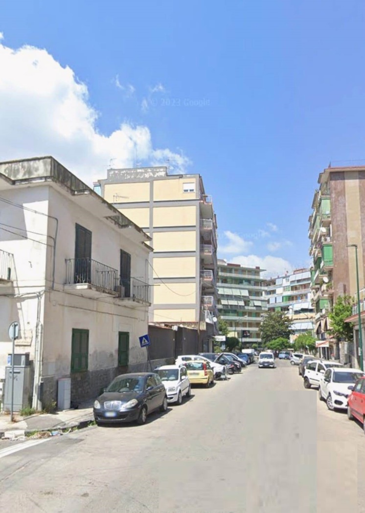 Stabile/Palazzo in vendita a Napoli