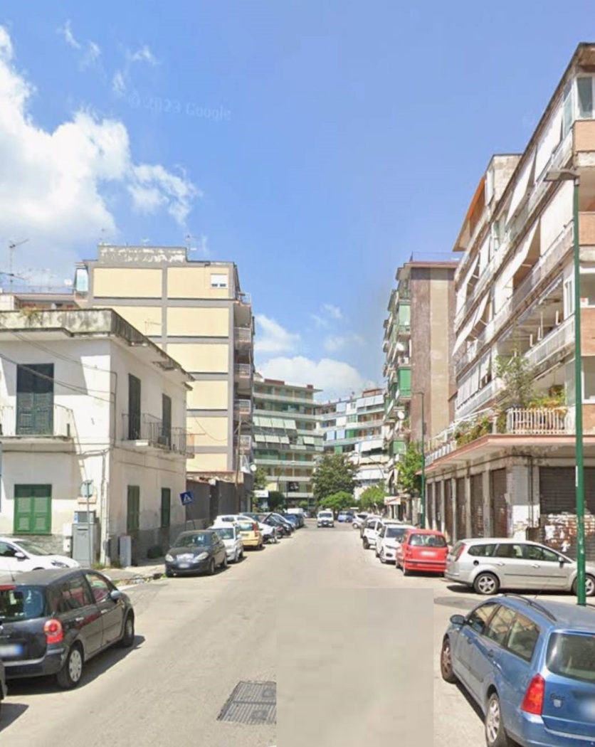 Stabile/Palazzo in vendita a Napoli