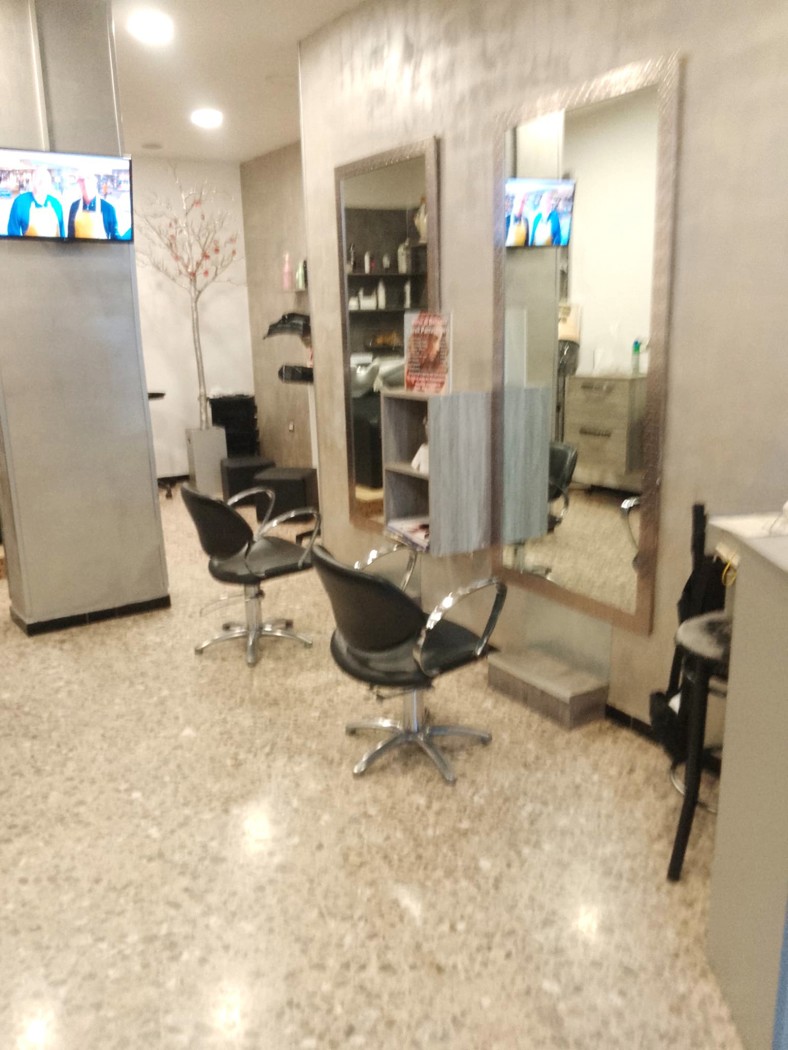 Negozio in vendita a Casoria