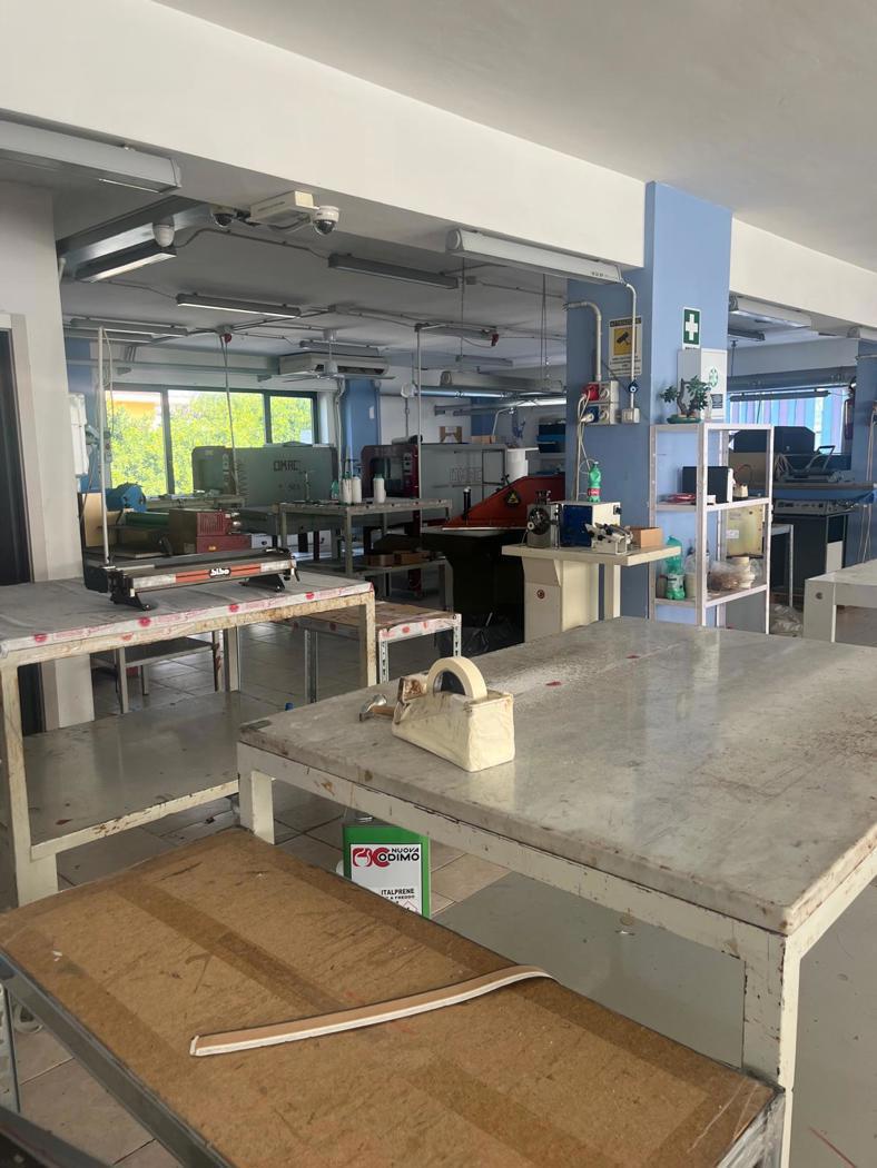 Laboratorio in affitto a Casoria