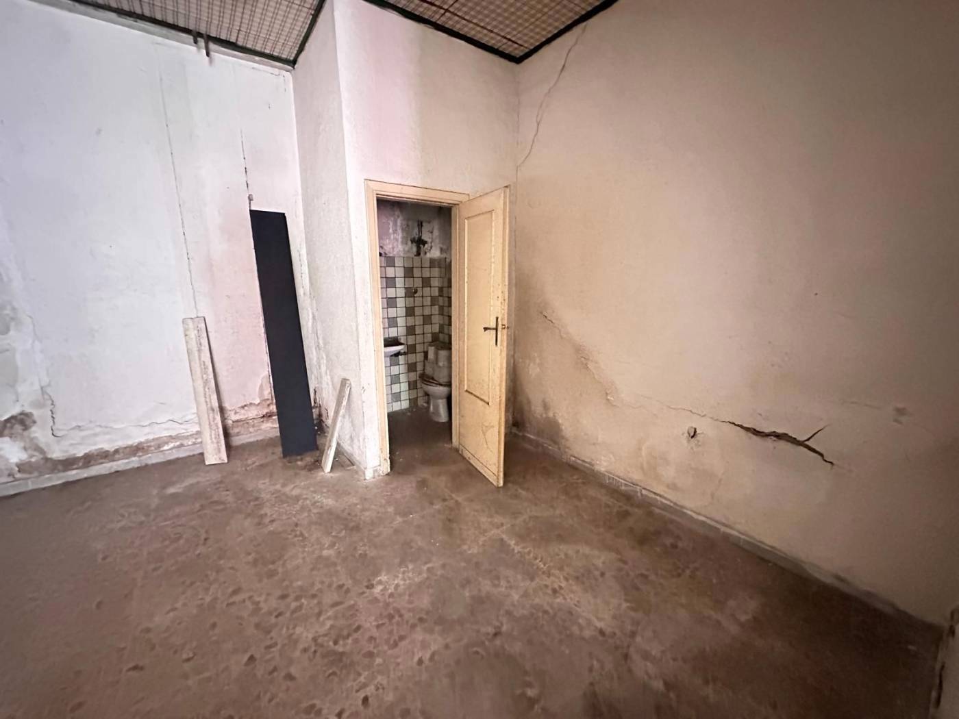 Negozio in vendita a Casoria