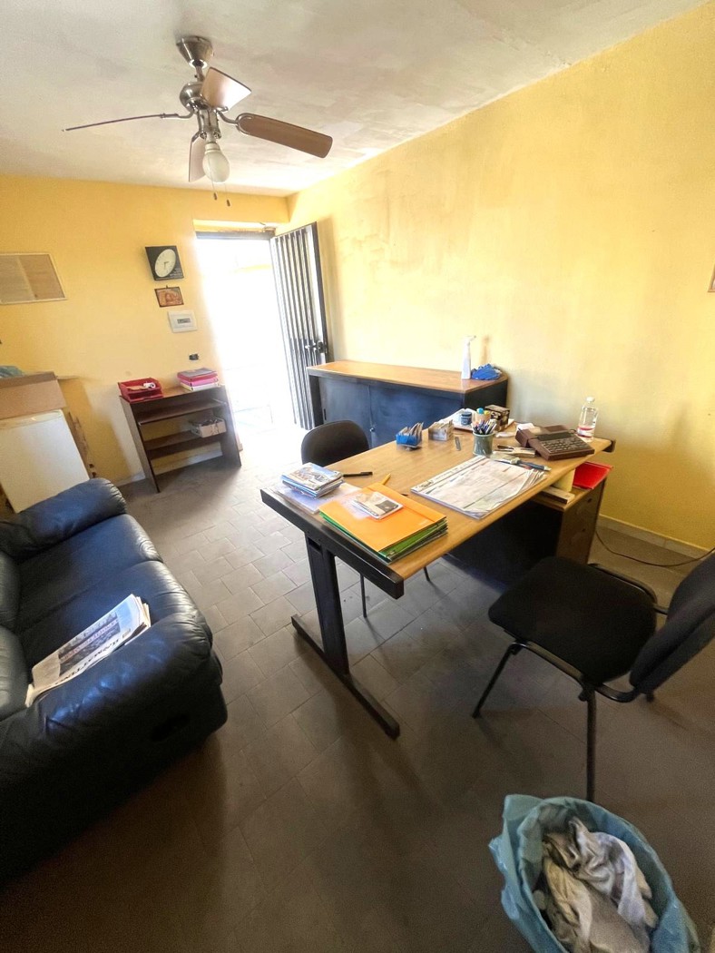 Laboratorio in affitto a Casoria