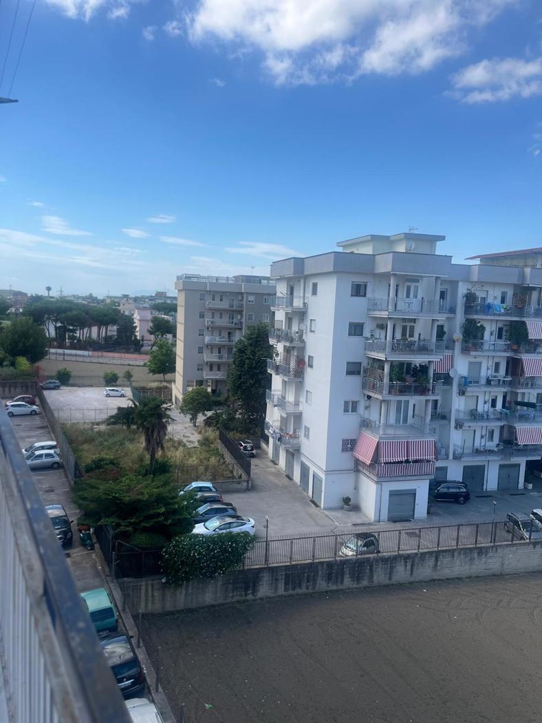 Quadrilocale in vendita a Casoria