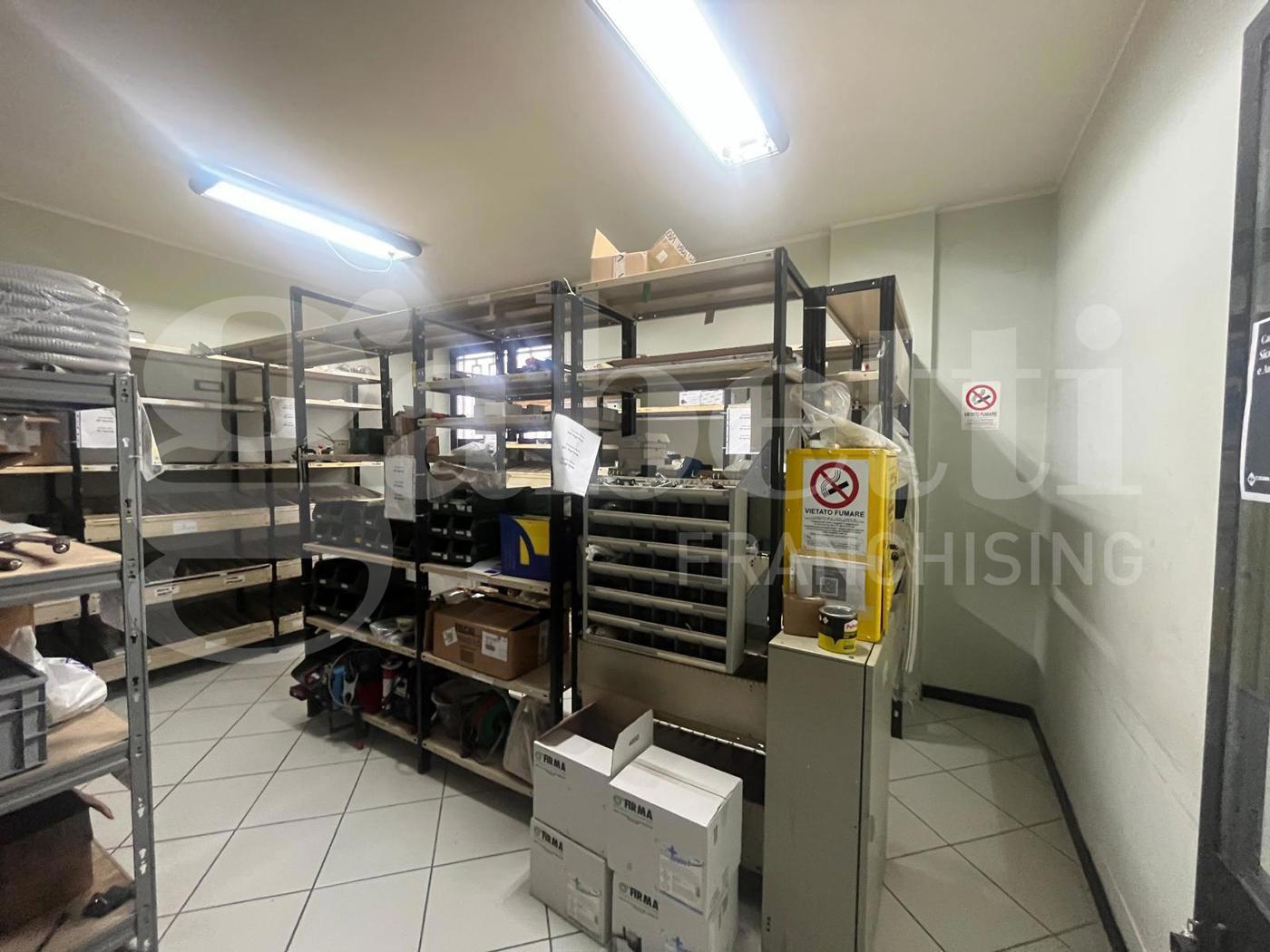 Laboratorio in vendita a Casoria