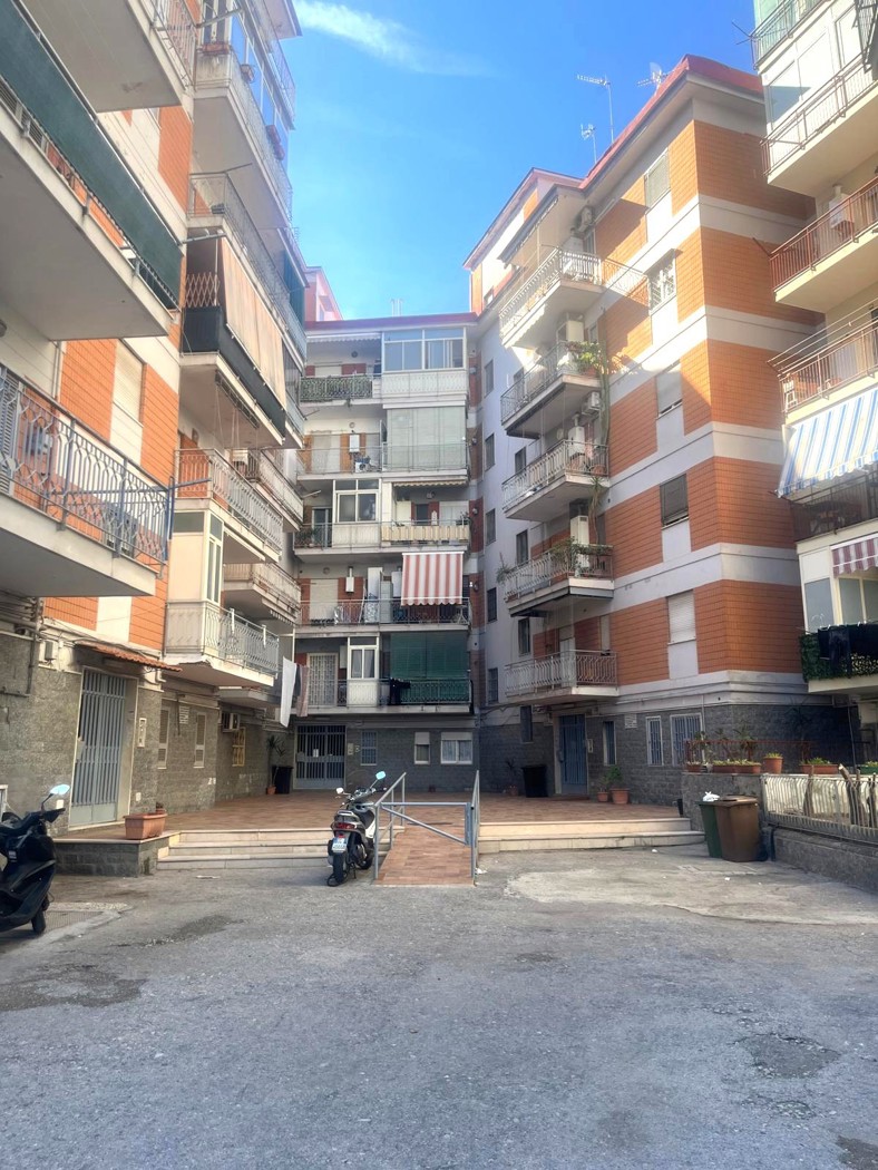 Quadrilocale ristrutturato a Casoria