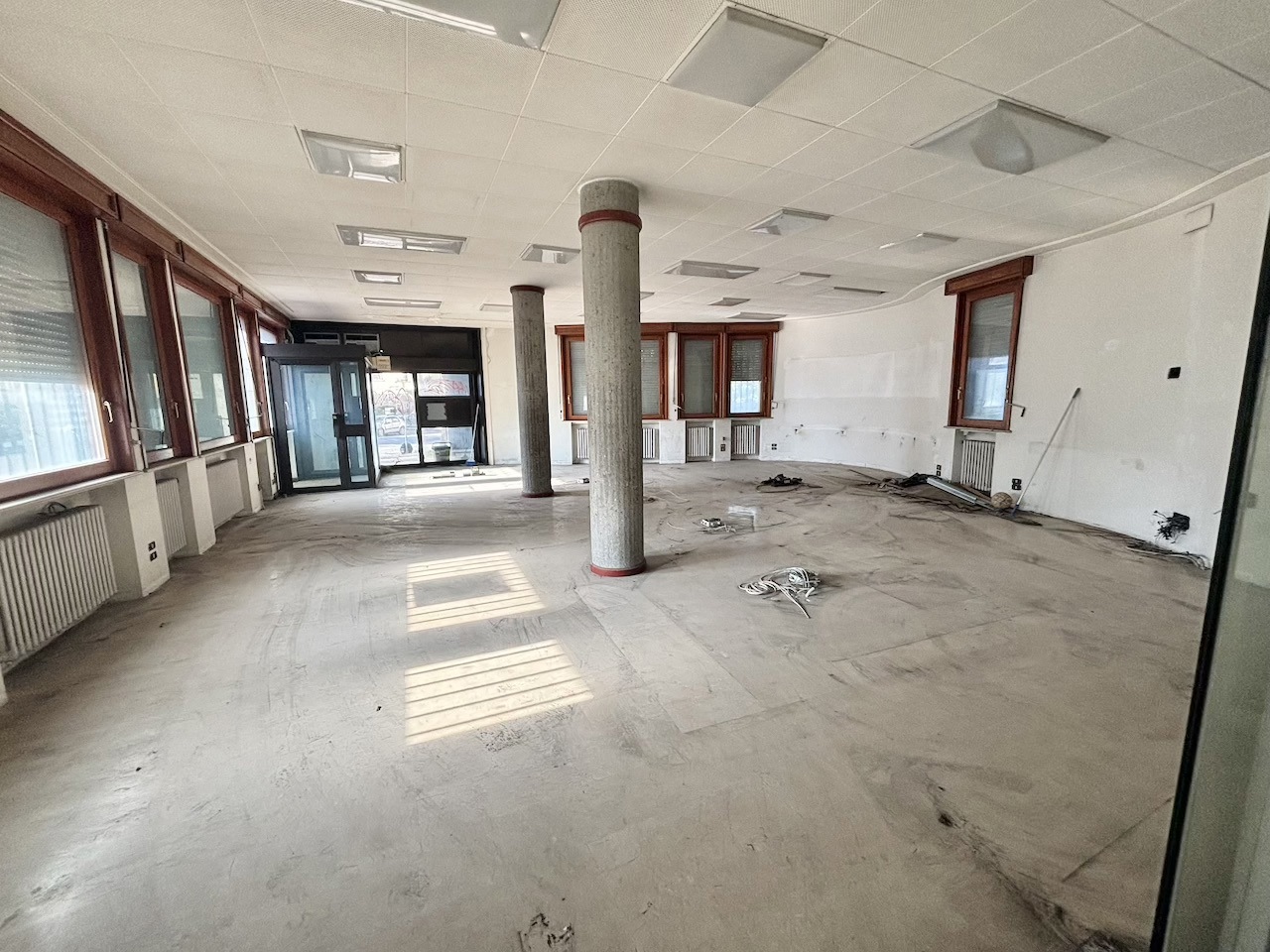 Stabile/Palazzo con box a Sala Baganza