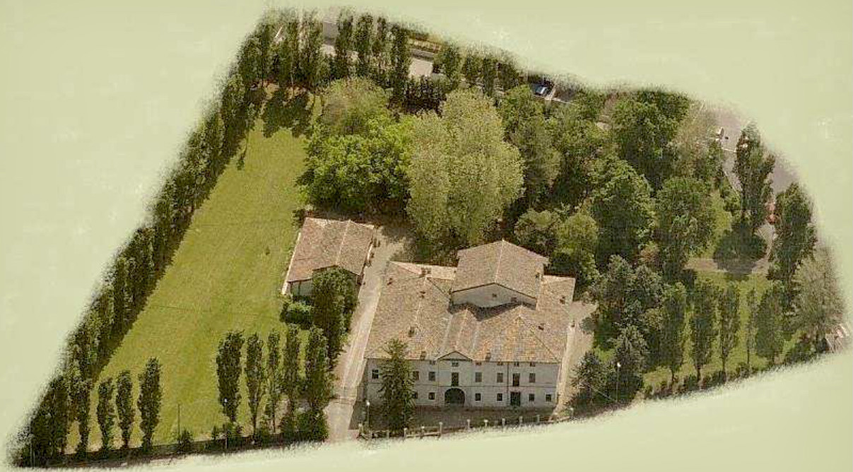 Villa con giardino a Parma