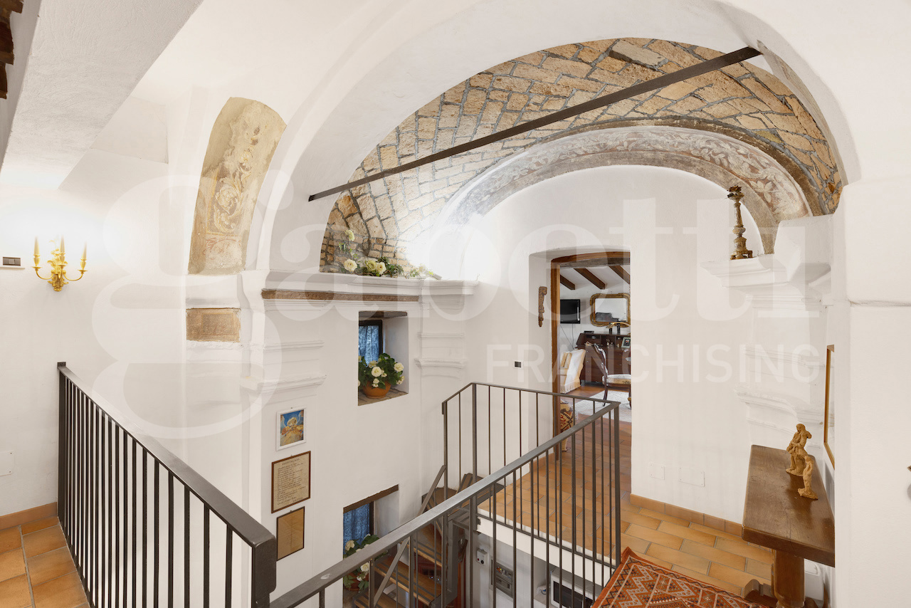 Rustico con giardino a Alseno