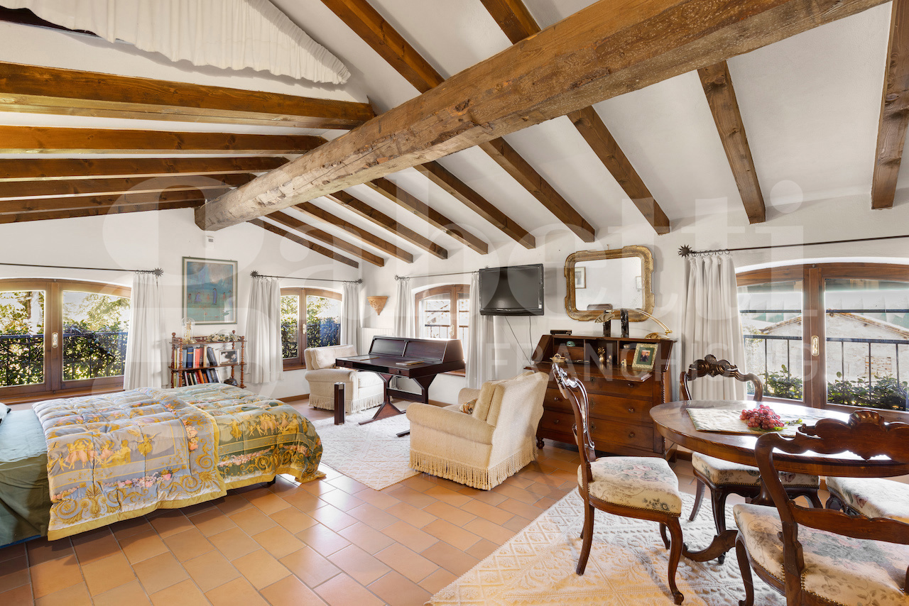 Rustico con giardino a Alseno