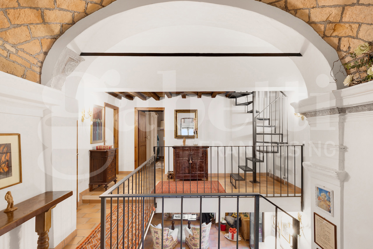 Rustico con giardino a Alseno