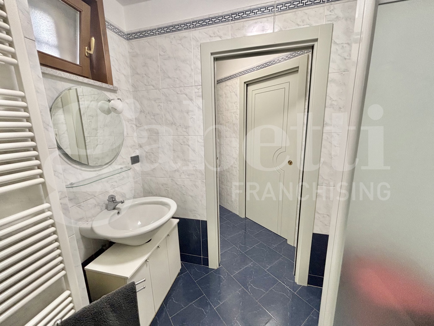 Bilocale arredato in affitto a Parma