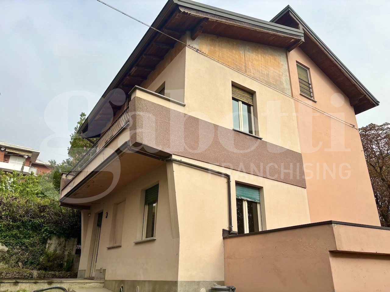 Casa indipendente con giardino a Salsomaggiore Terme