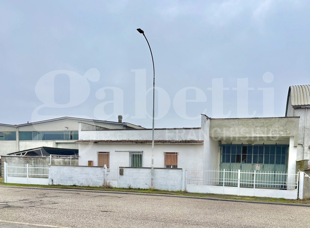 Capannone in vendita a Casalmaggiore