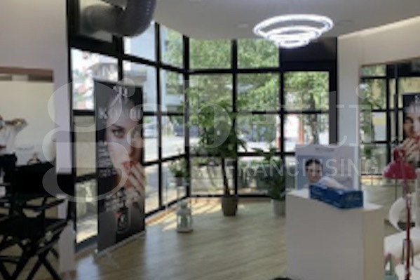 Negozio in vendita a Langhirano