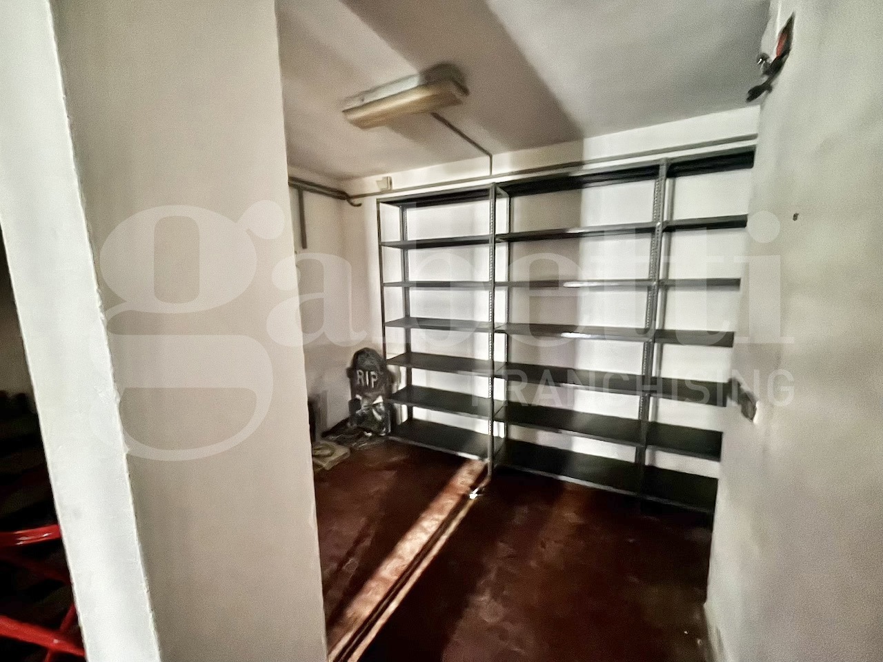 Negozio in vendita a Medesano