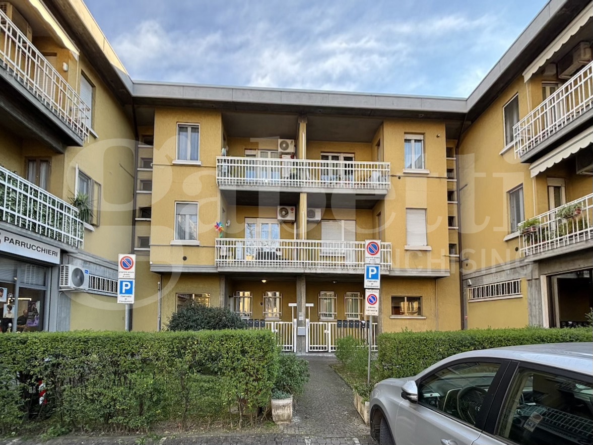 Trilocale da ristrutturare a Parma