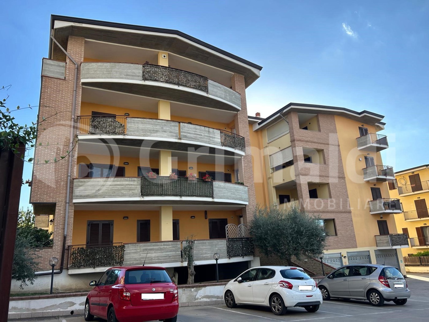 Quadrilocale con box a San Nicola Manfredi