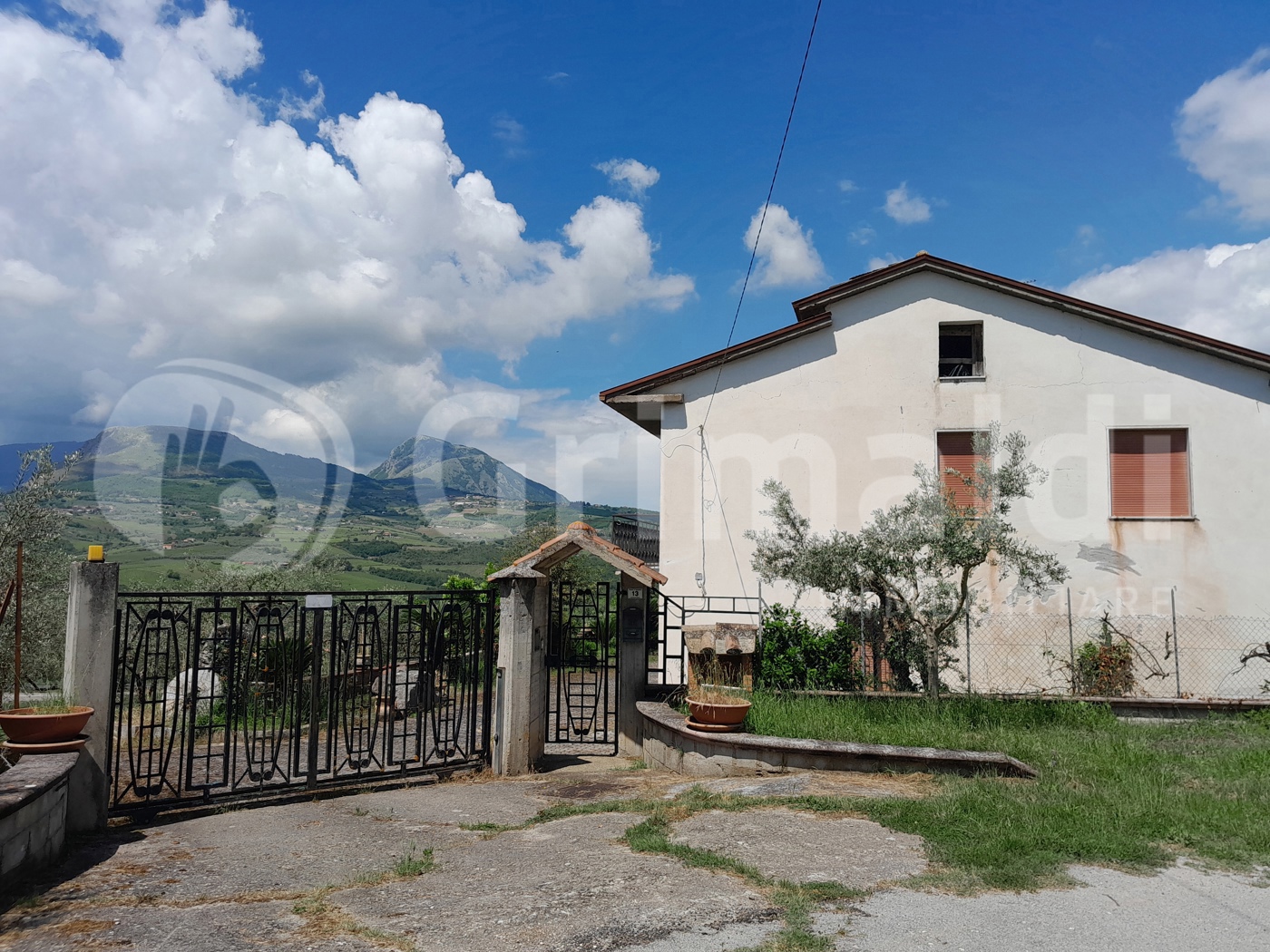Casa indipendente con giardino a Benevento