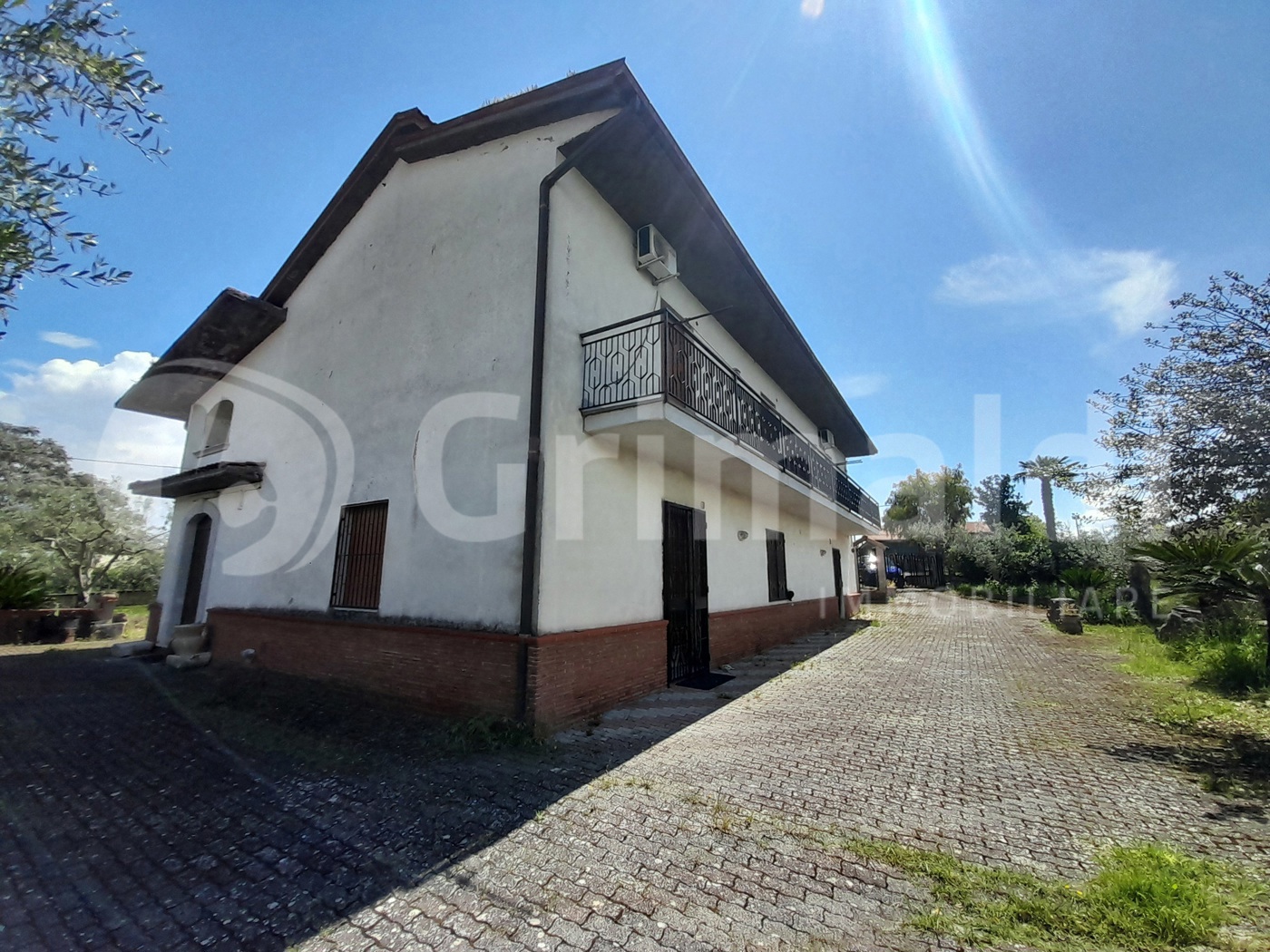 Casa indipendente con giardino a Benevento