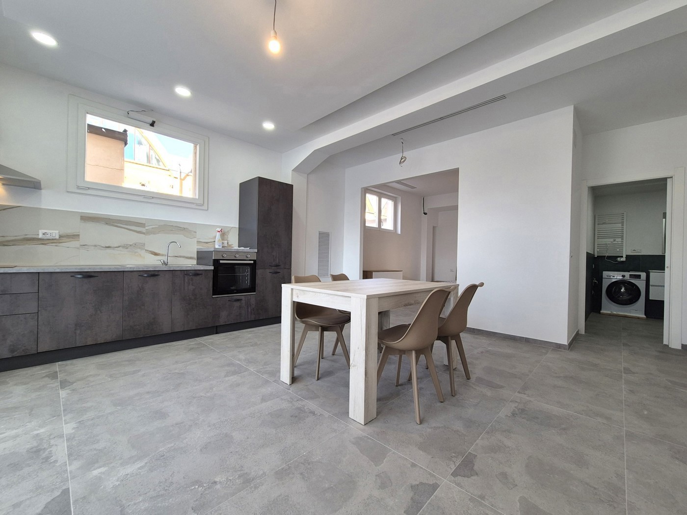 Monolocale arredato in affitto a Casalecchio di Reno